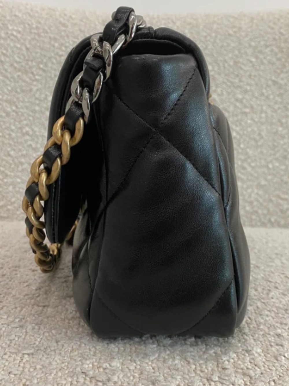 Authentic Pre-Owned Chanel 19 Bag Black Lambskin Small - Picture 4 of 16